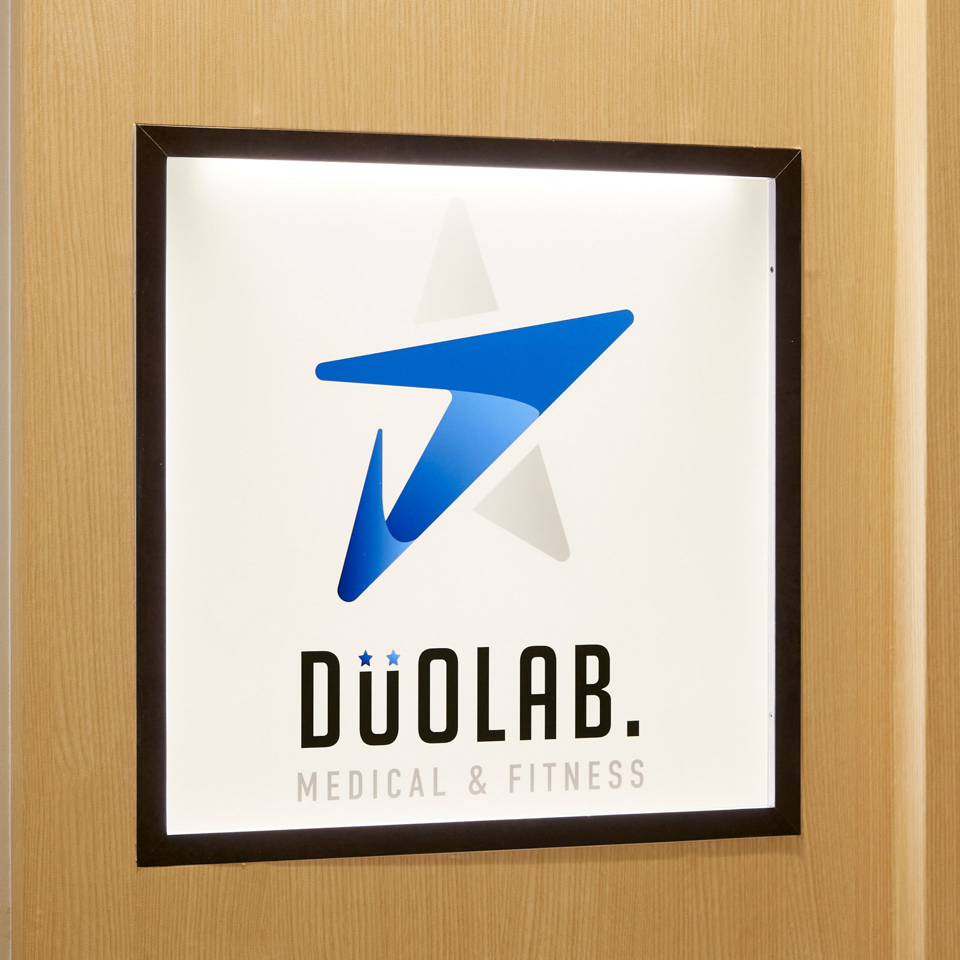 Duolab ロゴ・WEBサイト制作