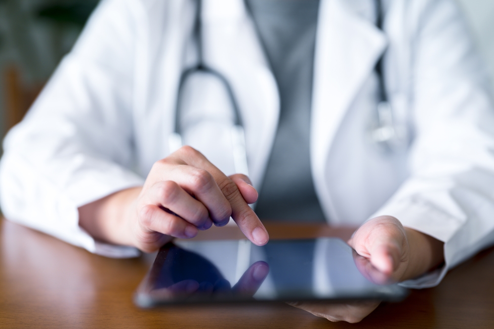 病院・クリニックのホームページ制作デザイン事例15選！見やすくおしゃれなサイトを紹介の画像| 大阪・東京のブランディングデザイン会社 タイタン・アート ｜ ブランディング・WEB・パッケージデザイン・パンフレット・カタログ制作