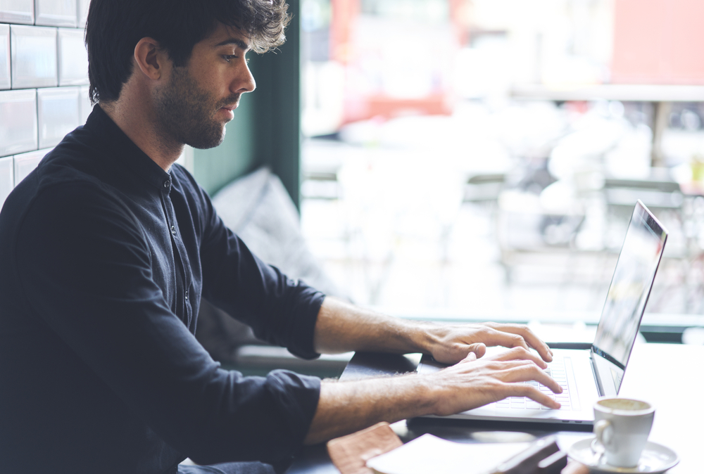 ホームページリニューアル完全ガイド！目的やタイミング・進め方・費用など解説の画像| 大阪・東京のブランディングデザイン会社 タイタン・アート ｜ ブランディング・WEB・パッケージデザイン・パンフレット・カタログ制作