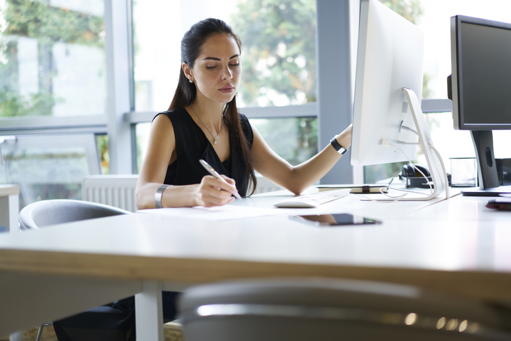 ホームページリニューアル完全ガイド！目的やタイミング・進め方・費用など解説の画像| 大阪・東京のブランディングデザイン会社 タイタン・アート ｜ ブランディング・WEB・パッケージデザイン・パンフレット・カタログ制作