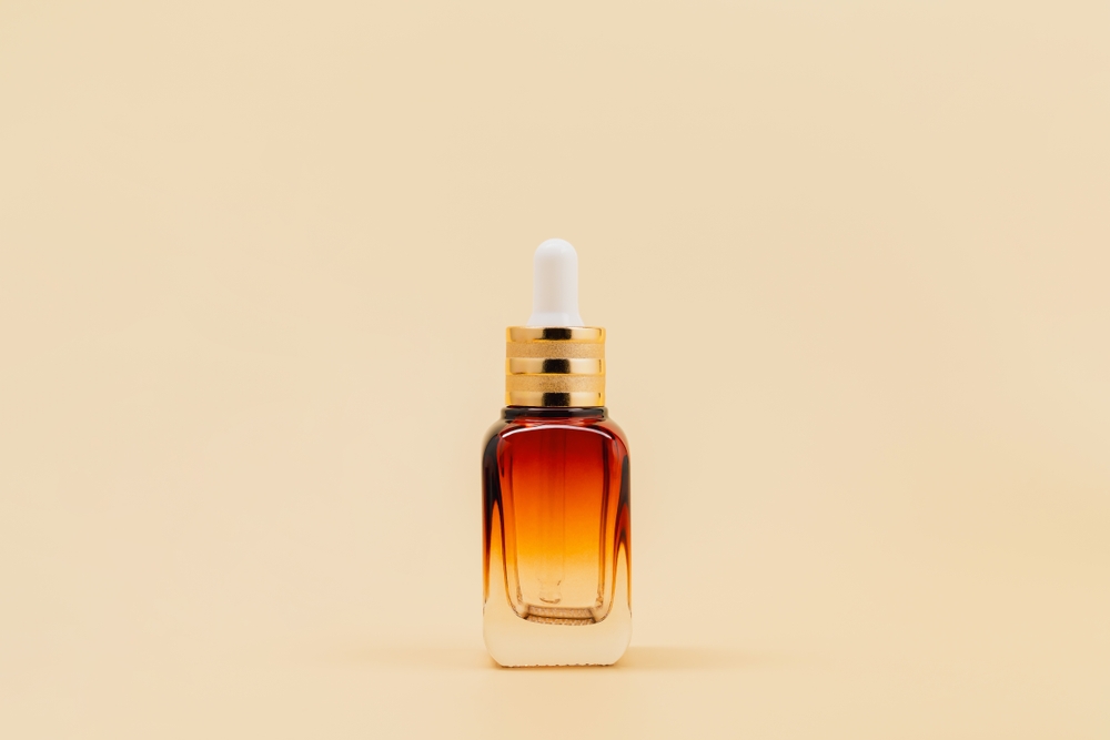 化粧品パッケージデザインで女性の心を動かすには？タイタン・アートが手がけた制作事例を紹介の画像| 大阪・東京のデザイン会社 タイタン・アート ｜ ブランディング・WEB・パッケージデザイン・パンフレット・カタログ制作